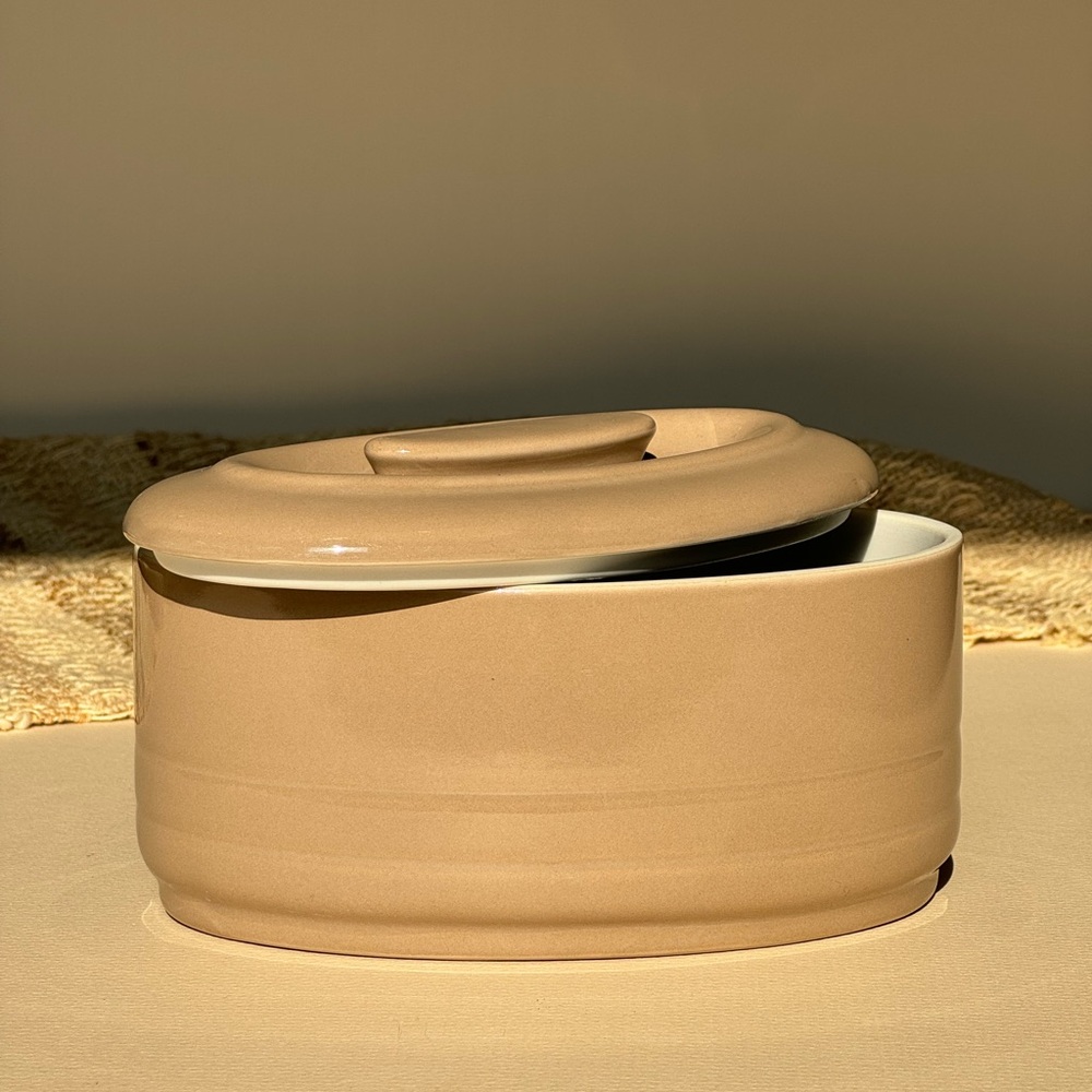 Vtg The Hall China Co. for Westinghouse Oval Covered Refrigerator Dish Beige Tan